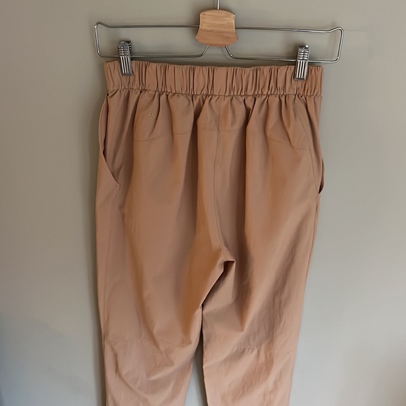 Lululemon ‘Your True Trouser HR Pant’ Size 6 - Picture 8 of 8